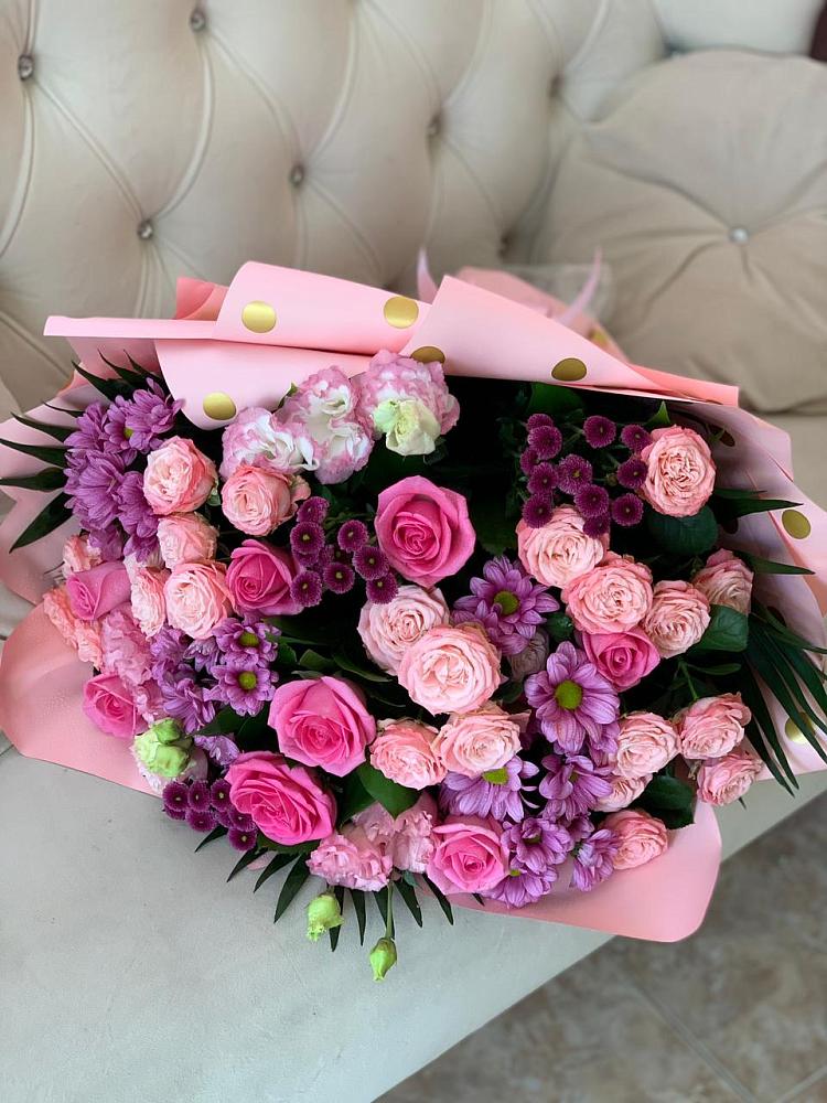 Букет цветов из: Хризантемы, Розы и Лизиантусы в Муриково