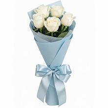 Букет 5 Белых роз Проуд в Муриково