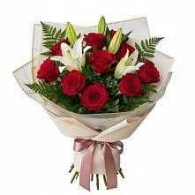 Букет цветов из:  Лилии и Розы в Муриково