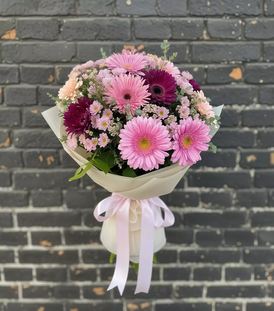 Букет цветов из: Герберы и Хризантемы в Муриково