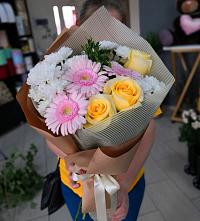 Букет цветов из:  Герберы, Розы и Хризантемы в Муриково