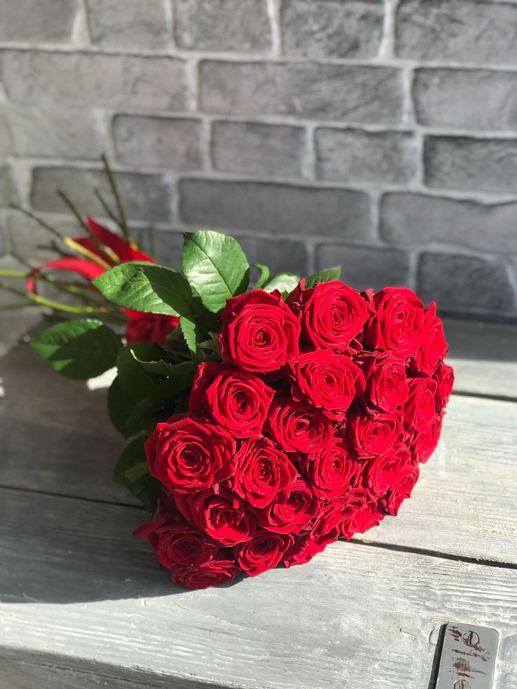 Букет Красные розы Фридом в Муриково