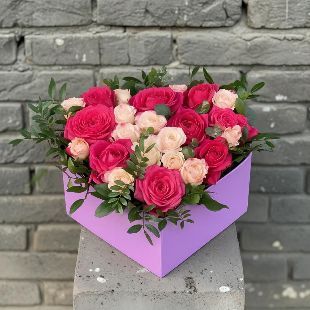 Цветочная композиция из Розы в коробке в Муриково
