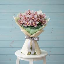 Букет цветов из:  Орхидеи и Розы #REPLACE_PRED# Муриково