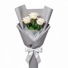 Букет 3 белые розы в Муриково