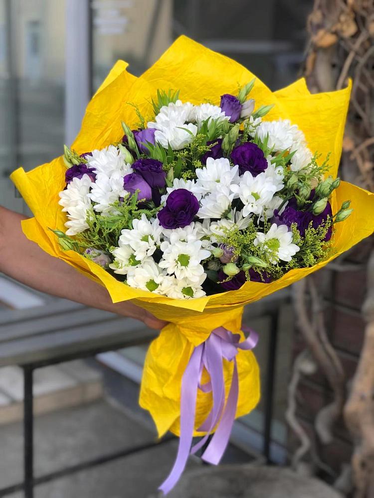 Букет цветов из: Ирисы, Хризантемы и Ромашки в Муриково