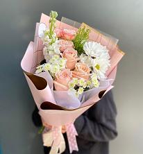 Букет цветов из:  Хризантемы и Розы в Муриково