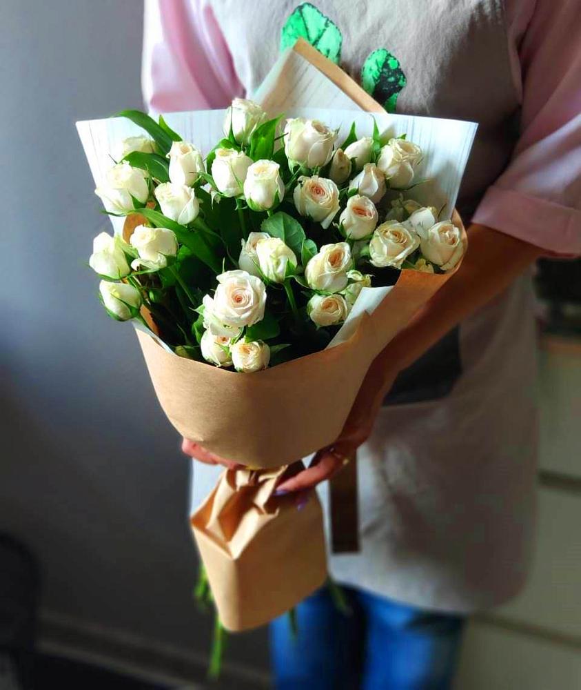 Букет цветов из: Розы в Муриково