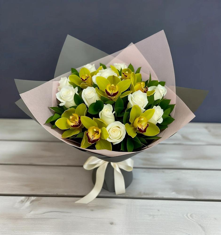 Букет цветов из: Орхидеи и Розы в Муриково