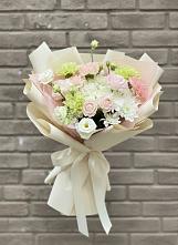 Букет цветов из:  Гвоздики, Розы, Лизиантусы и Хризантемы #REPLACE_PRED# Муриково